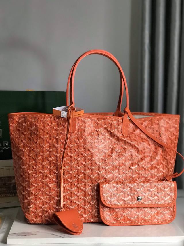 正品级 Goyard 戈雅 经多次研究与改良，不断提升面料与皮质，全方位独家定制只为不断达到客户的高品质要求 底布采用与zp一致的定制高品雨露麻，再涂上光面的树