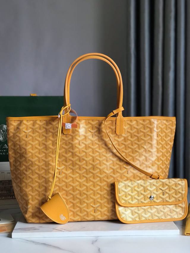 正品级 Goyard 戈雅 经多次研究与改良，不断提升面料与皮质，全方位独家定制只为不断达到客户的高品质要求 底布采用与zp一致的定制高品雨露麻，再涂上光面的树