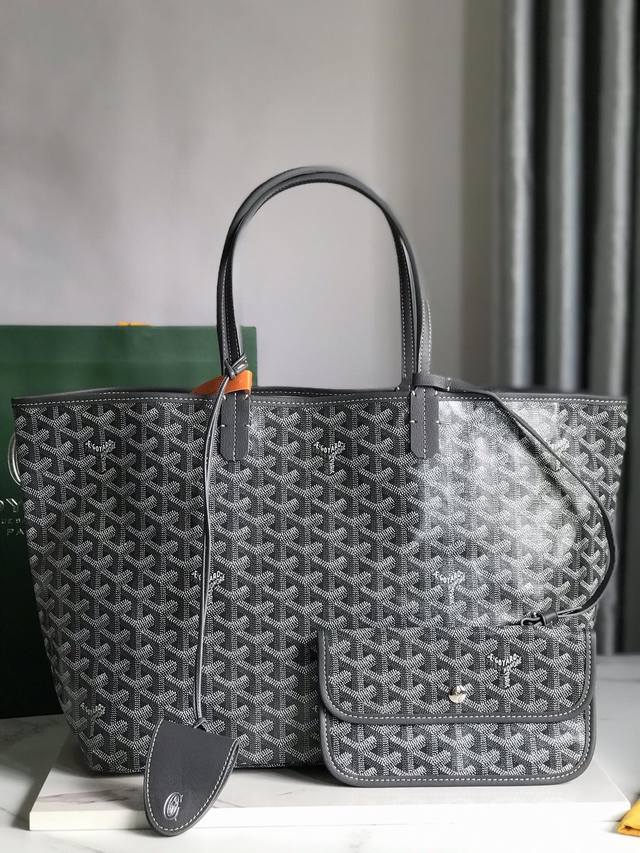 正品级 Goyard 戈雅 经多次研究与改良，不断提升面料与皮质，全方位独家定制只为不断达到客户的高品质要求 底布采用与zp一致的定制高品雨露麻，再涂上光面的树