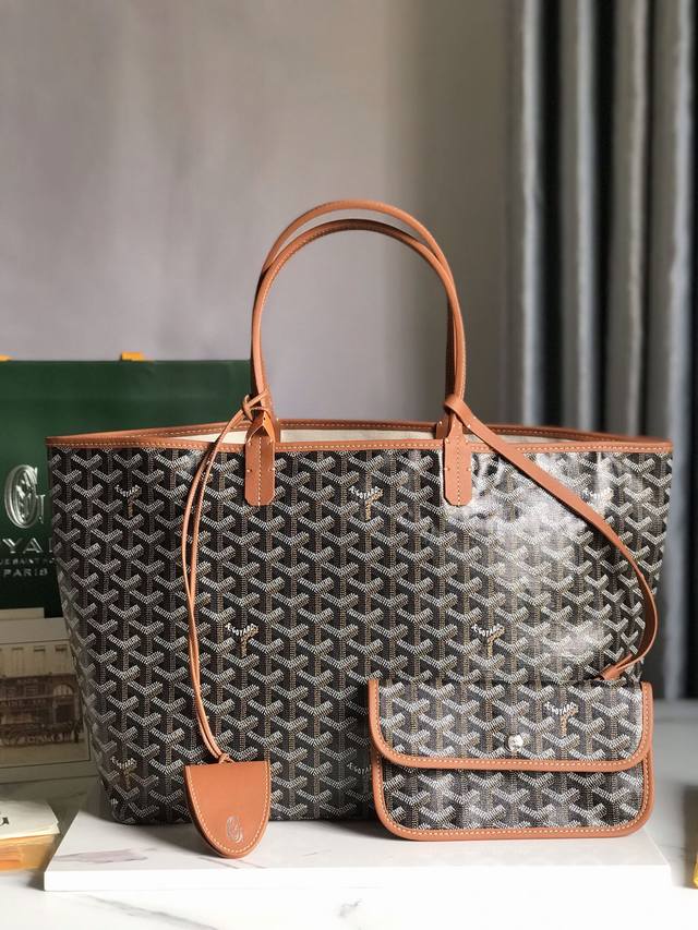 正品级 Goyard 戈雅 经多次研究与改良，不断提升面料与皮质，全方位独家定制只为不断达到客户的高品质要求 底布采用与zp一致的定制高品雨露麻，再涂上光面的树