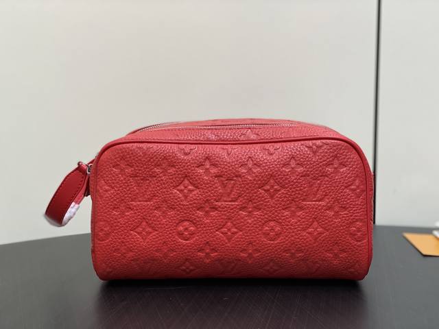 原单精品 M13023红色全皮压花 洗漱包系列 Dopp Kit 盥洗袋 M12863 绿色 压花 M13023 红色 压花 M13009 黄色 压花 坚固的t