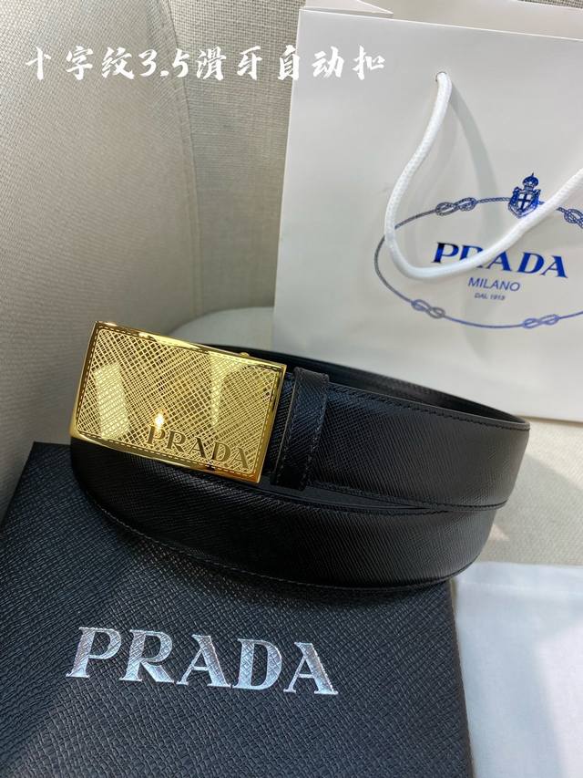 Prada -意大利进口头层十字纹牛皮配平纹底，搭配真空电镀花纹纯钢自动扣，经典款式，专柜有售，市场顶级品质，支持验货 配送全套专柜包装，宽度 3.5Cm