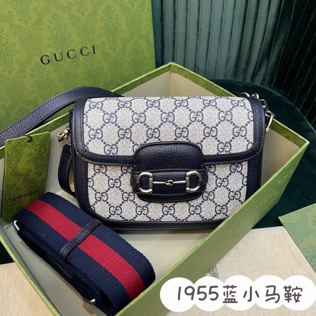 新款 原厂皮 。 Gucci古驰1955 Horsebit Bag 马衔扣顶级 。马鞍包，颜色：Pvc蓝料配兰皮必备的单品，经典的马衔扣和棕色勾边设计，满满的复