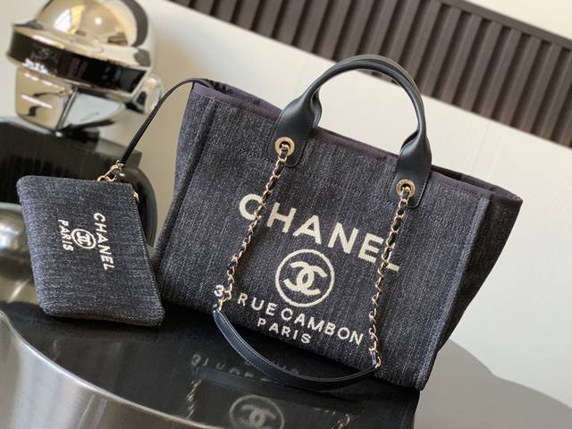 Chanel牛仔沙滩包 34X28X14.5Cm，袋口42Cm 小号：3257