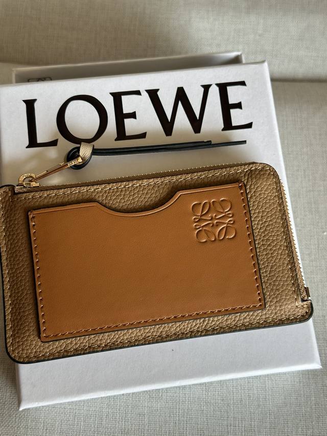 原厂皮 Loewe最卡包a01太妃糖配包装 尺寸13-7.5Cm