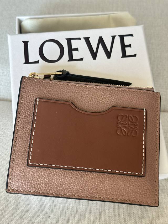 原厂皮 Loewe最卡包a02黑色 豆沙粉 尺寸12-10Cm全套包裝