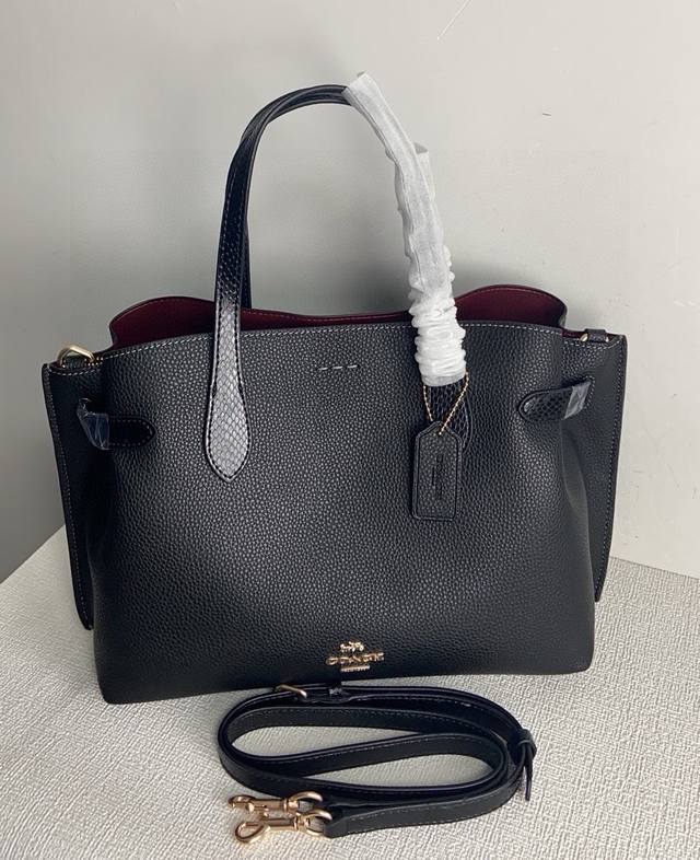 蔻驰3月新品ch542 Ch187Coach经典标志 Hanna 系列carryall 内置多功能袋中央拉链隔层磁扣开合，织物村里垂直长度14.5Cm手柄垂直长