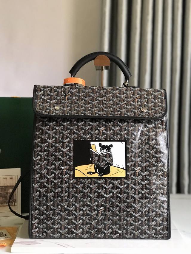 Goyard Saint Leger折叠背包限量法斗款 Saint Leger包沿袭了goyard一贯的模块化设计与功能性原则，内部空间超大max，配备可拆卸、