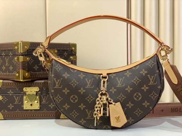 顶级原厂 Loop Hobo 月亮手袋 M12939 老花 Monogram 涂层帆布和 Monogram Reverse 涂层帆布，以皮革包角定格潮流半月形轮